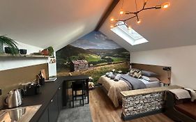 Stay At Posh Garage